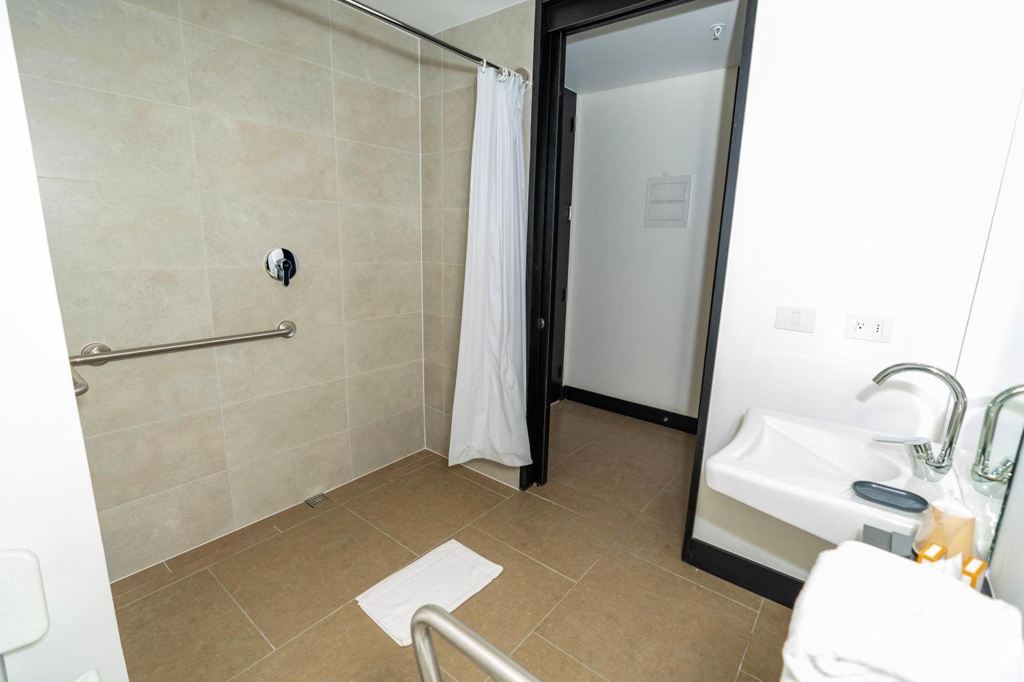 Hampton By Hilton Antofagasta Hotel Bagian luar foto